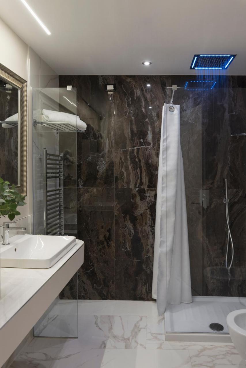 Cavour 2* Rome