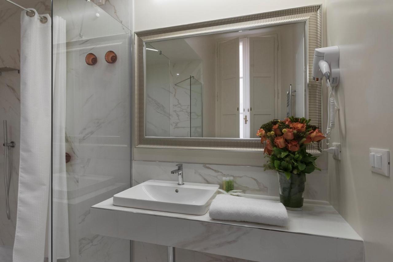 Cavour Guest house 2*